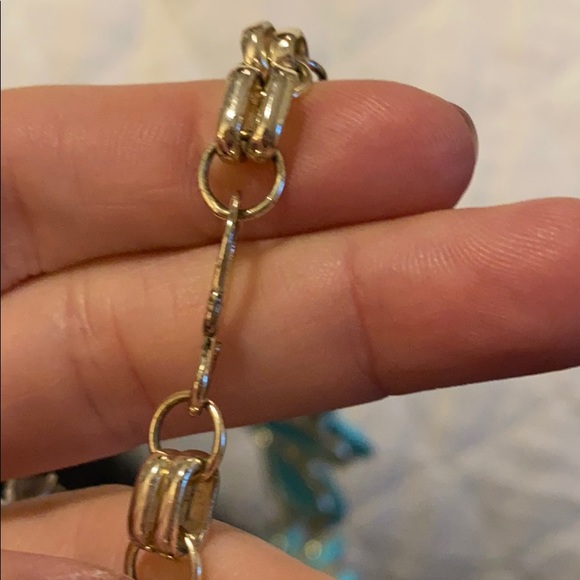 Kendra Scott Statement Necklace in Turquoise - Picture 5 of 6